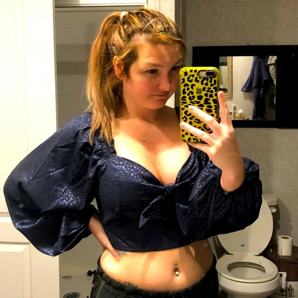 Memory lane crop top NWTS - Picture 2 of 2